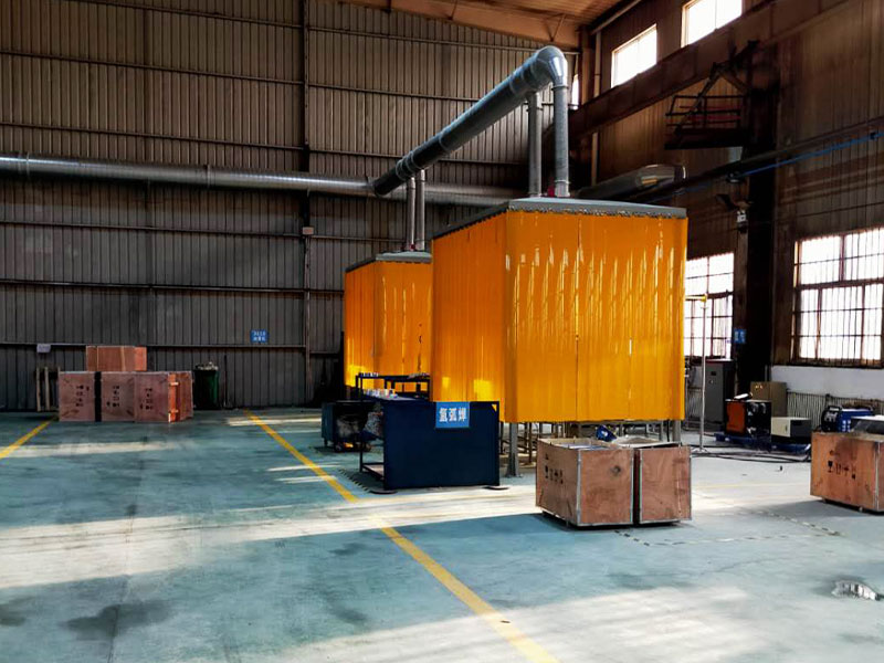 山東某開(kāi)關(guān)企業(yè)車(chē)間焊接機(jī)器人煙塵處理