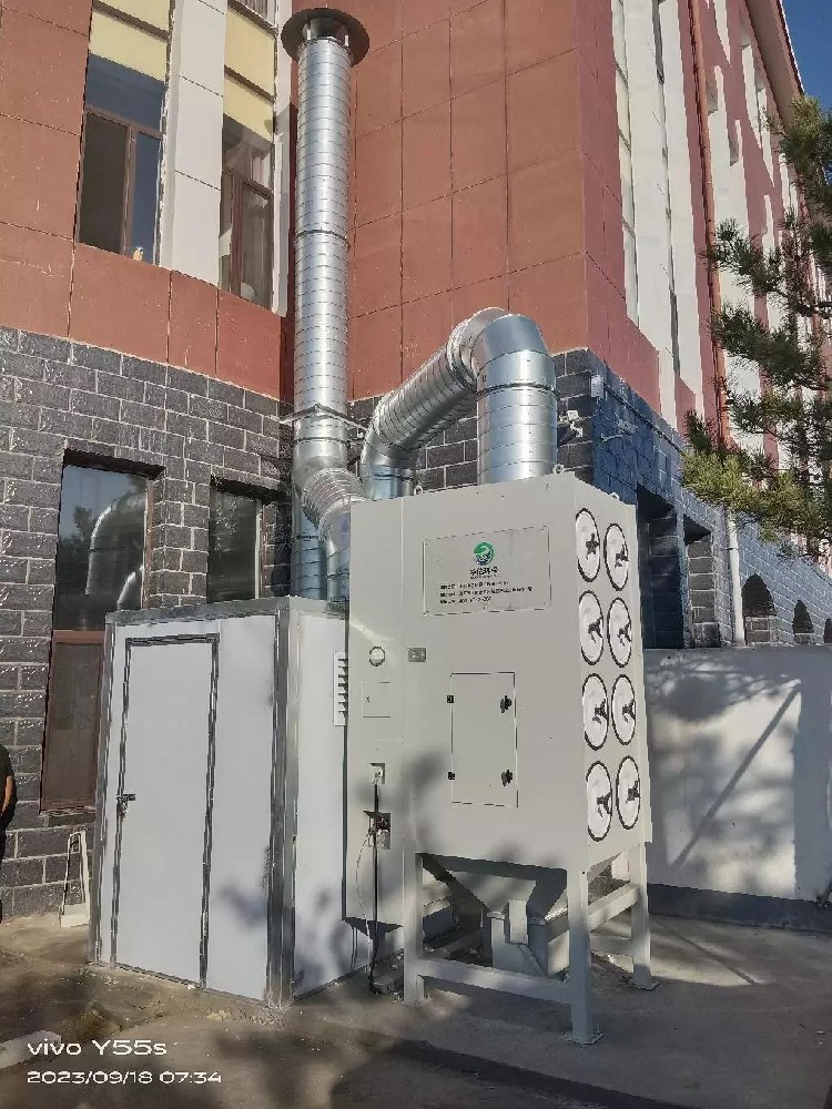 焊接車(chē)間除塵凈化改造：一年回本，還工人清新空氣！